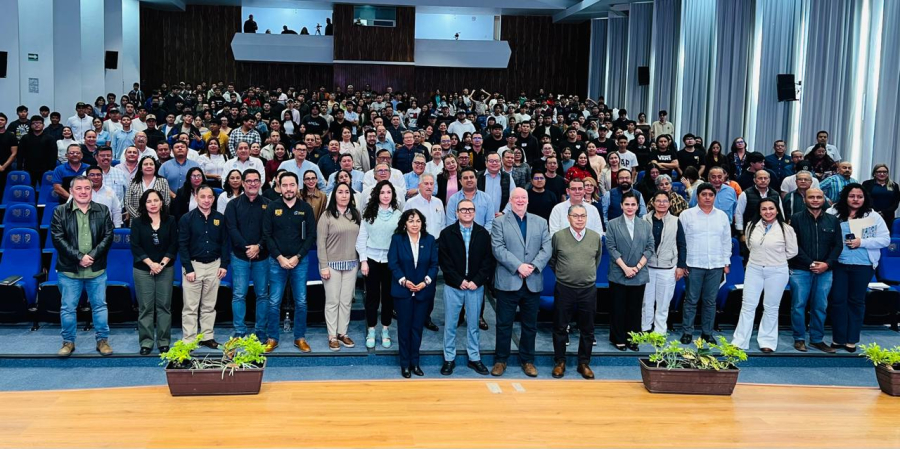 Ponencia magistral sobre educación y tecnologías: “La inteligencia artificial superará en breve la capacidad de razón humana, es necesario reconocer el reto”: Fernando Valenzuela Migoya