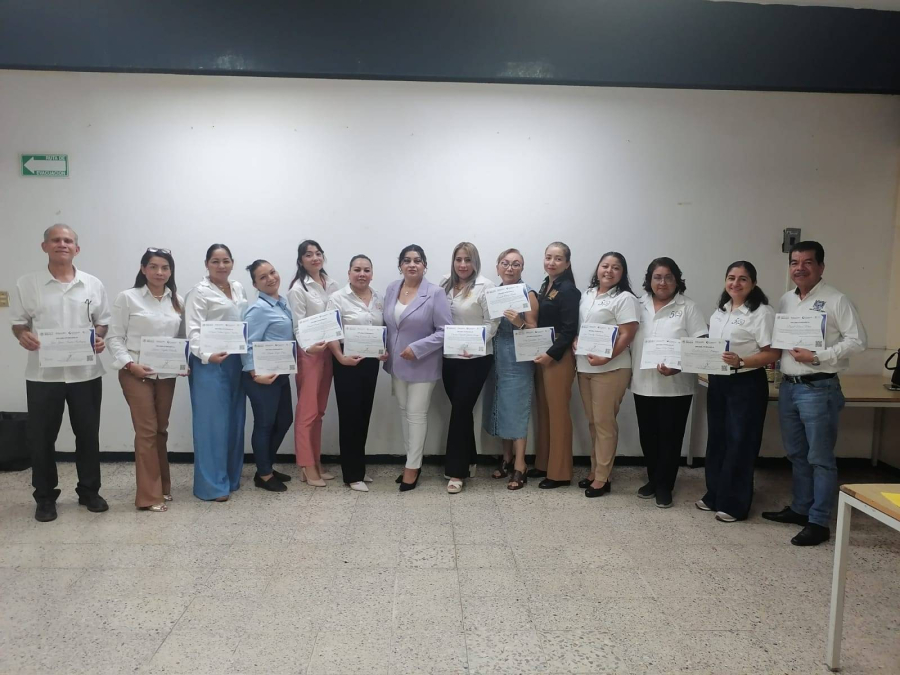 Fortalece UNACH la práctica docente en Facultad de Ciencias Químicas Campus IV con certificación clave