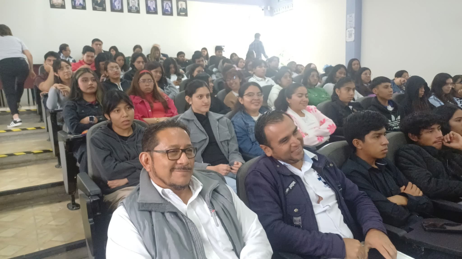 Inaugura la XII Feria Internacional del Libro UNACH 2025 en Comitán con La epístola de Rosario Castellanos