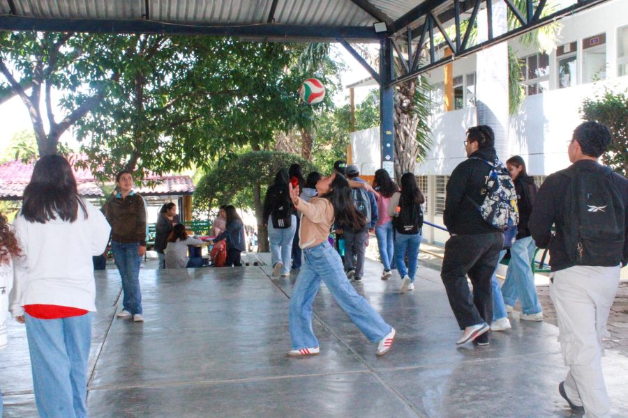 Facultad de Humanidades Campus VI invita a su comunidad a integrarse a las actividades de voleibol