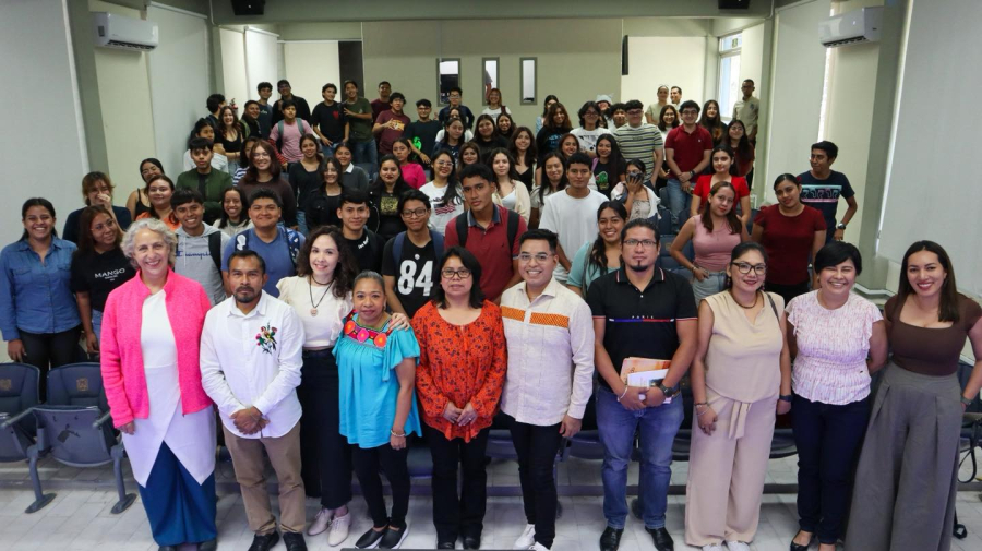 Conmemoran en FCA C-I con conversatorio, el día Internacional de los Pueblos Indígenas