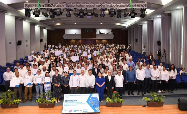 Nuestra universidad se posiciona como líder nacional en programas acreditados en 2025