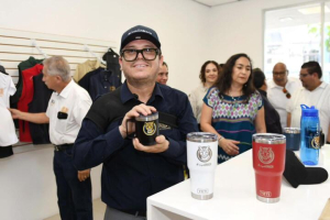 Marca UNACH Tiendas que fortalecen identidad y orgullo universitario