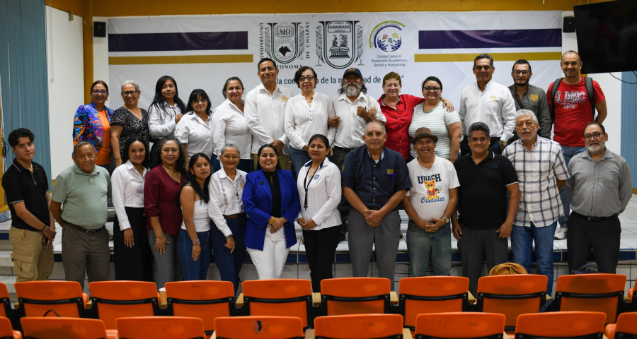 Organizan conversatorio “Repensar el quehacer del docente tutor” en Facultad de Humanidades