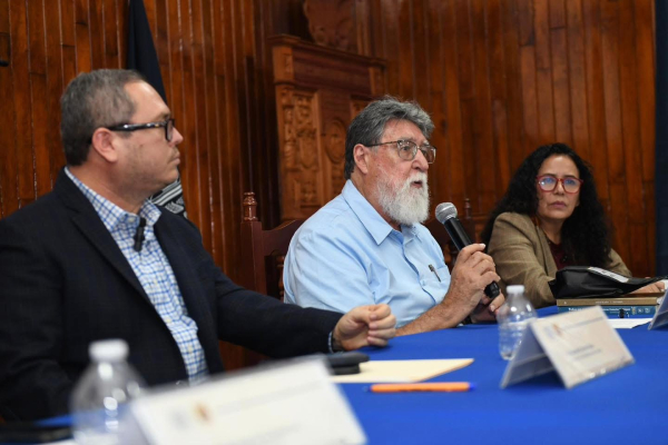 UNACH celebra la diversidad cultural con la Cátedra Andrés Fábregas Puig