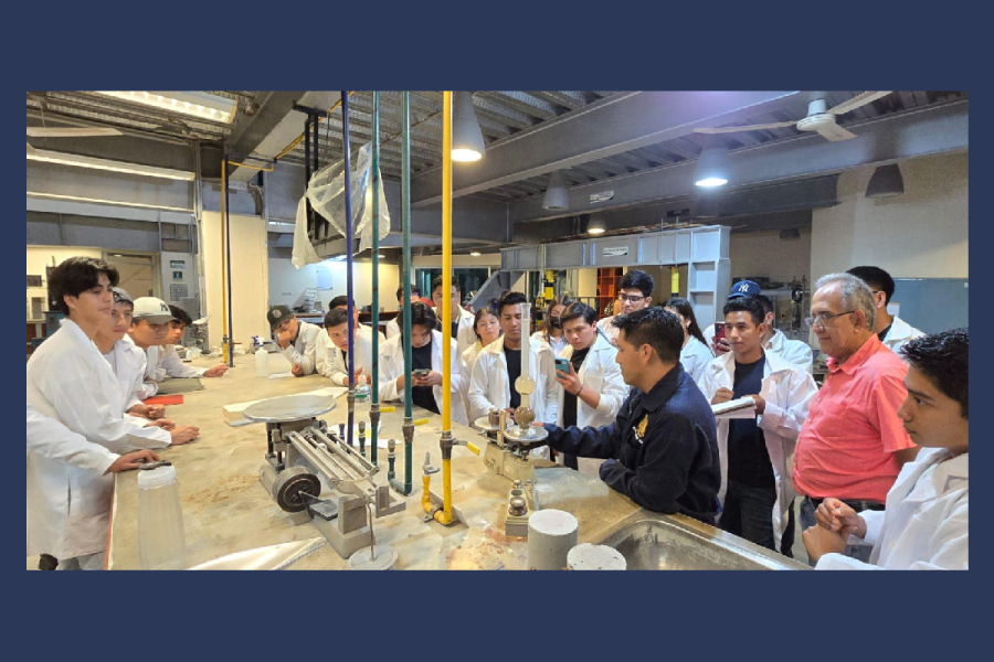 Estudiantes de Ingeniería realizan pruebas de absorción y densidad de agregado fino en laboratorio de la UNACH